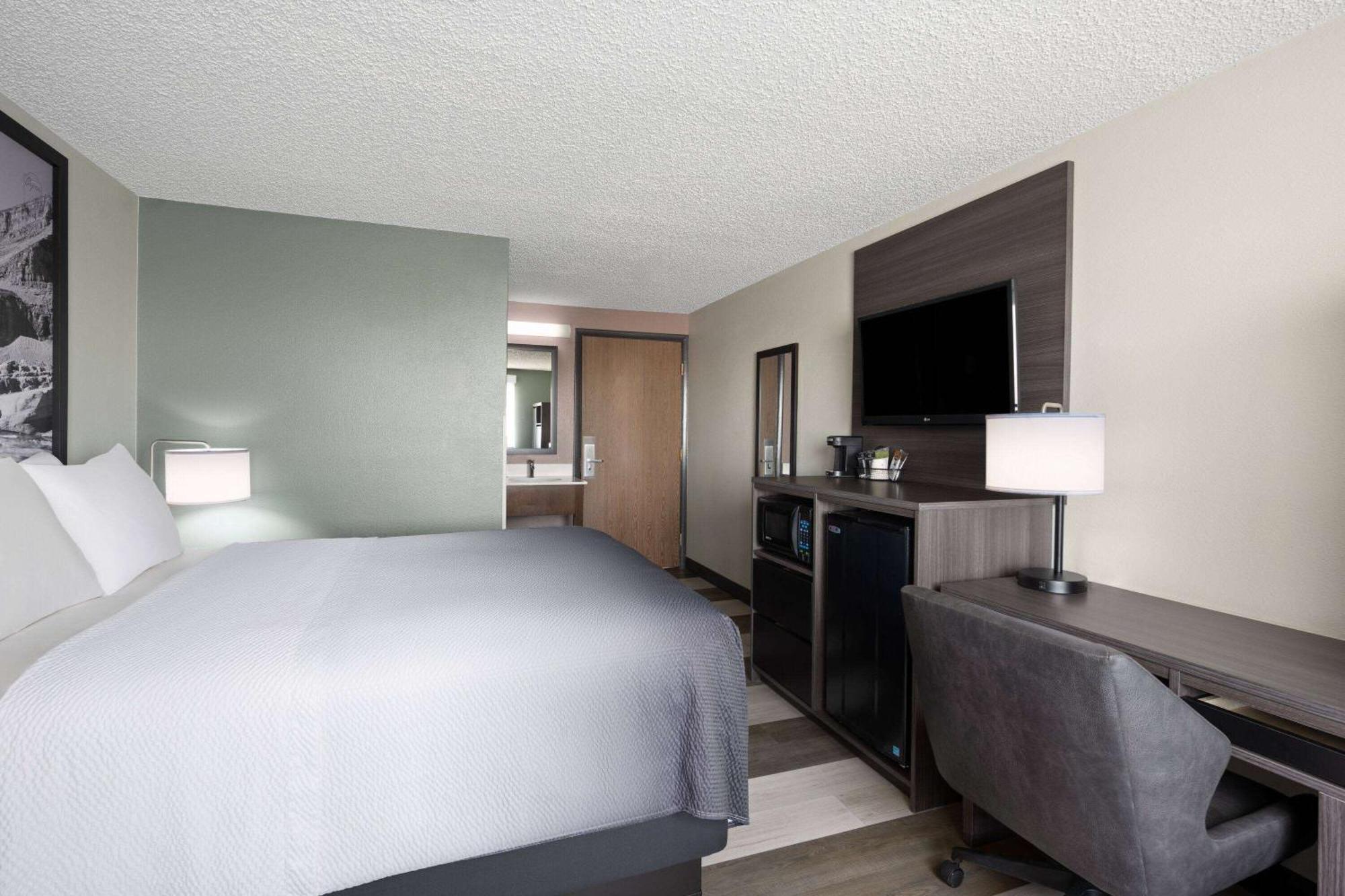 ซูเปอร์ 8 บาย วินด์แฮม คอนราด Hotel ภายนอก รูปภาพ
