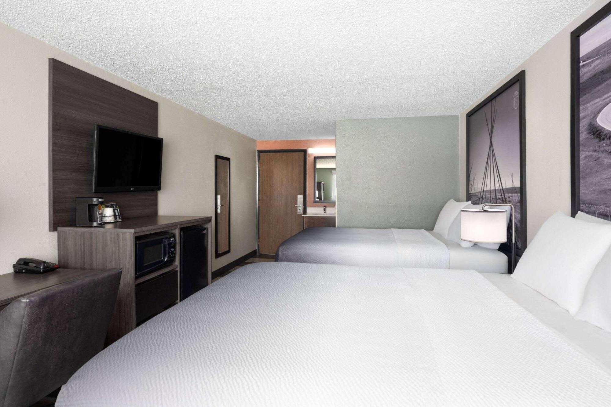 ซูเปอร์ 8 บาย วินด์แฮม คอนราด Hotel ภายนอก รูปภาพ